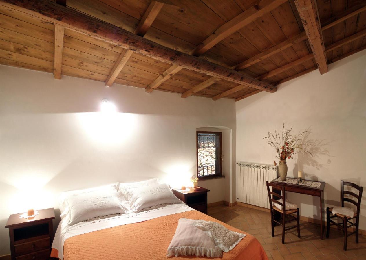 Le Siepi Country House Santo Stefano Di Sessanio Exterior foto